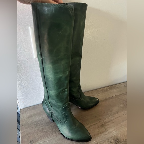 Frye women’s Renee Seam distressed leather tall boots green size 6 - Picture 8 of 14